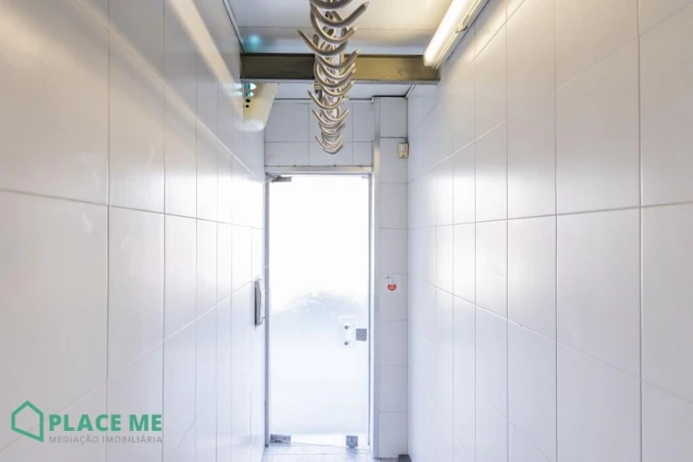 Loja para Arrendamento em Braga (Maximinos, Sé e Cividade) Foto 19