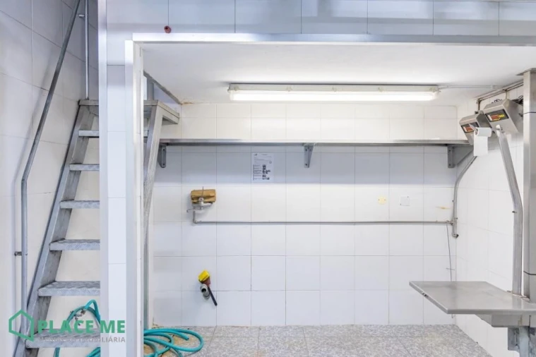 Loja para Arrendamento em Braga (Maximinos, Sé e Cividade) Foto 16