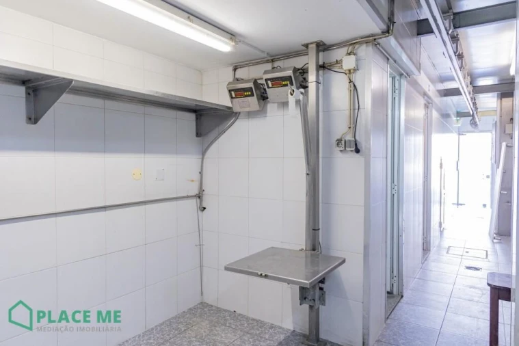 Loja para Arrendamento em Braga (Maximinos, Sé e Cividade) Foto 15