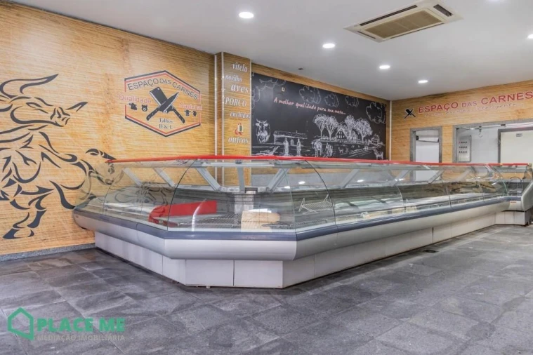 Loja para Arrendamento em Braga (Maximinos, Sé e Cividade) Foto 9