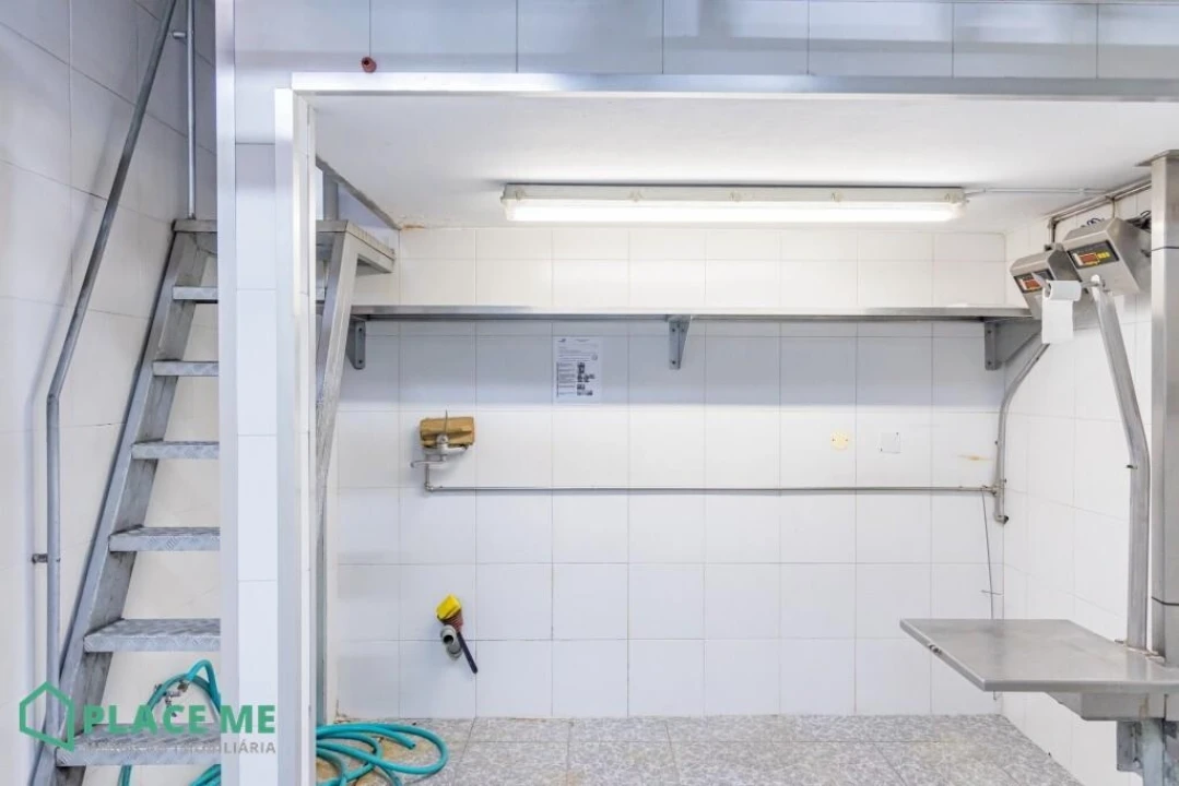 Loja para Arrendamento em Braga (Maximinos, Sé e Cividade) Foto 16