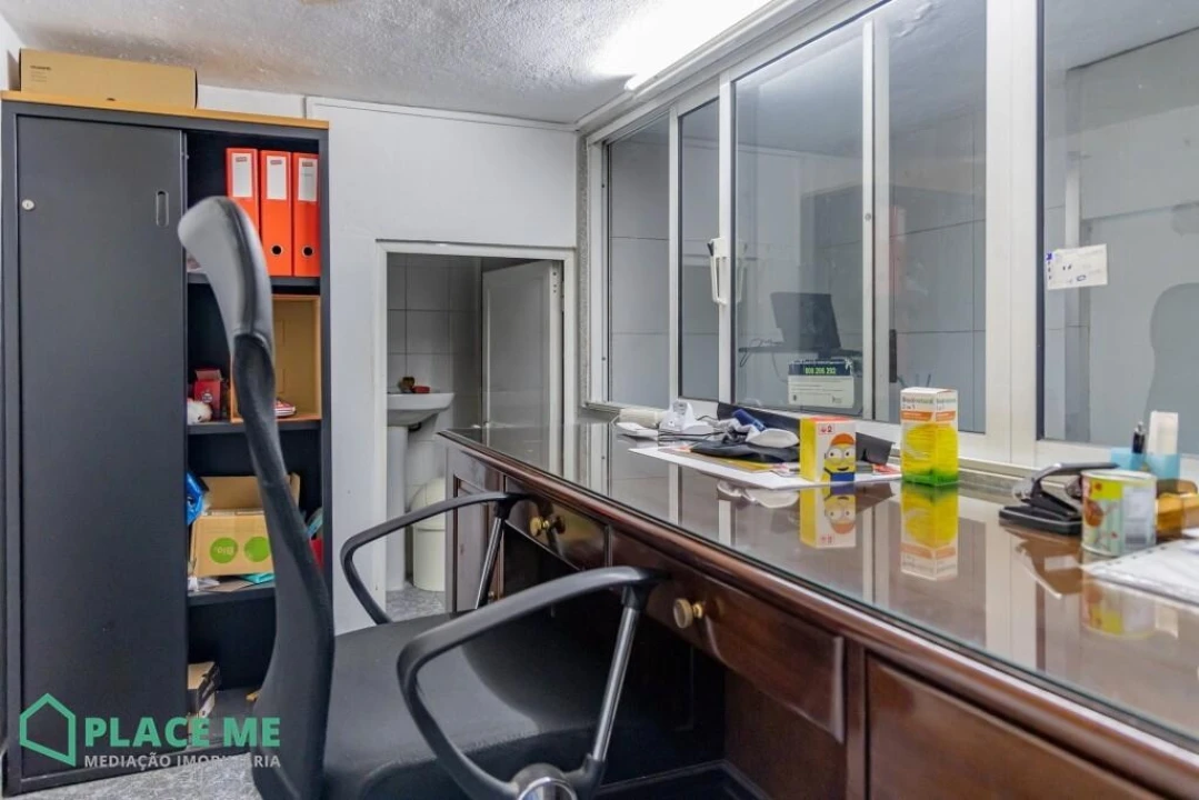 Loja para Arrendamento em Braga (Maximinos, Sé e Cividade) Foto 17