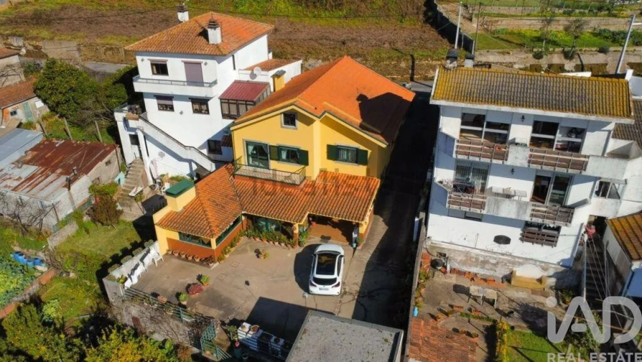 Moradia T4 para Venda em Foz do Sousa e Covelo Foto 24