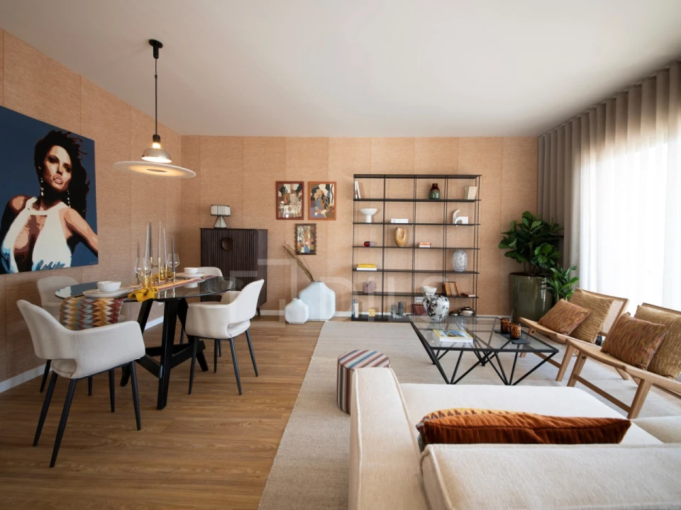 Apartamento T4 para Venda em Santo António dos Cavaleiros e Frielas Foto 5