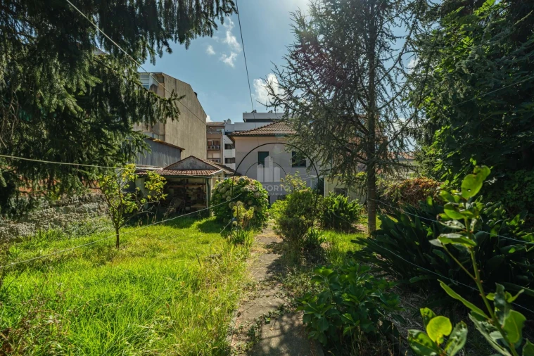Moradia T5 para Venda em Santa Marinha e São Pedro da Afurada Foto 23