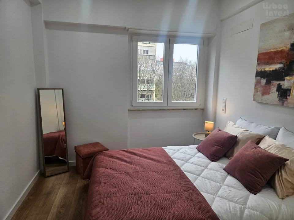 Apartamento T3 para Venda em Benfica Foto 24