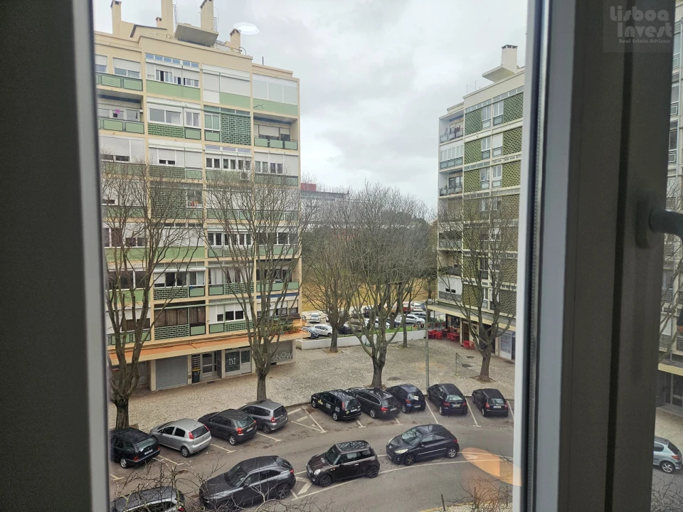 Apartamento T3 para Venda em Benfica Foto 14