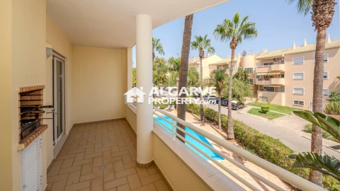 Apartamento T1 para Venda em Quarteira