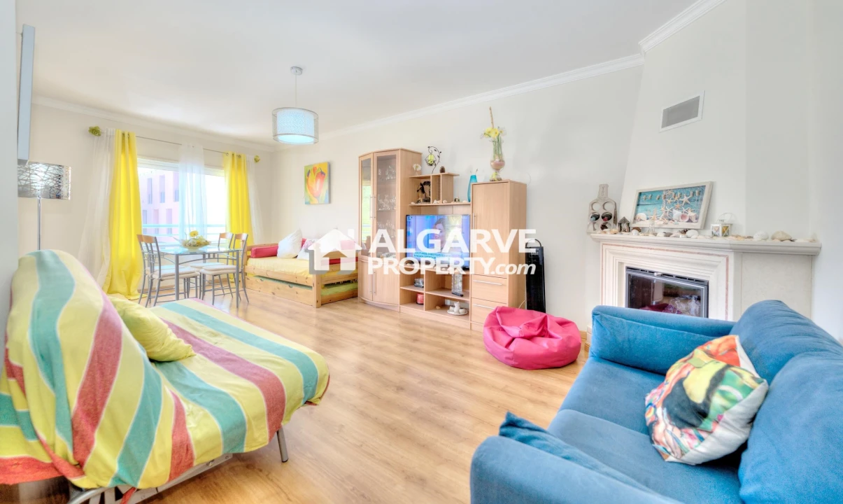 Apartamento T1 para Venda em Quarteira Foto 4