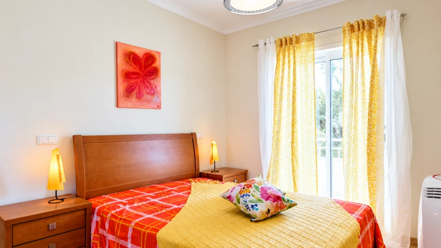Apartamento T1 para Venda em Quarteira Foto 4