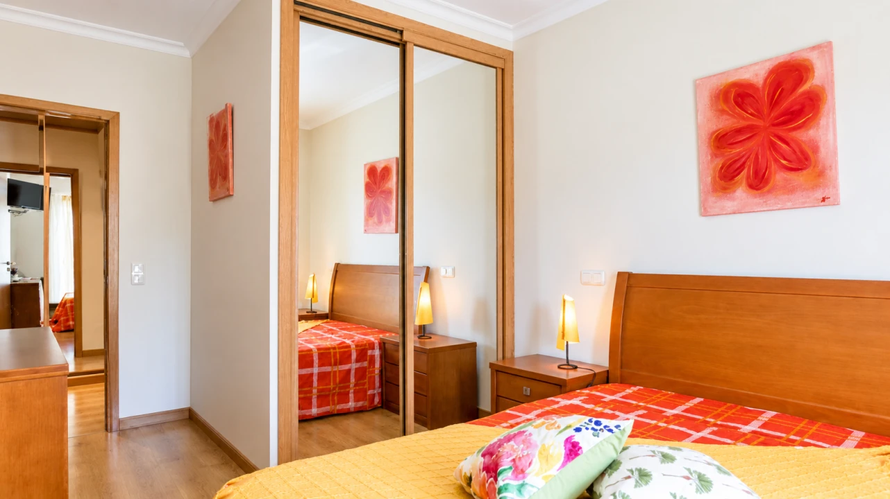 Apartamento T1 para Venda em Quarteira Foto 14