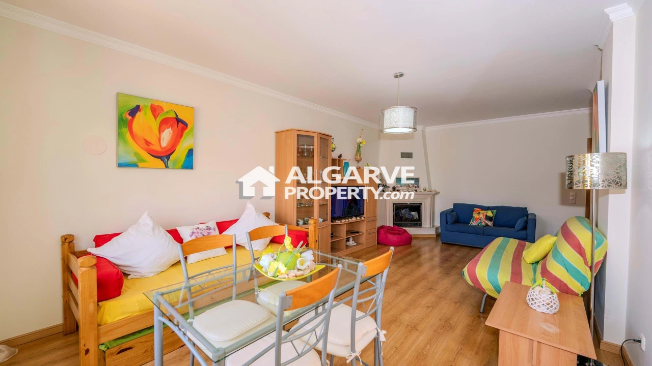 Apartamento T1 para Venda em Quarteira Foto 9