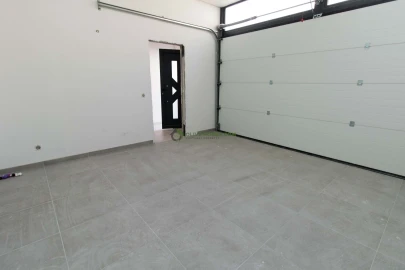 Moradia T3 para Venda em Faro (Sé e São Pedro)