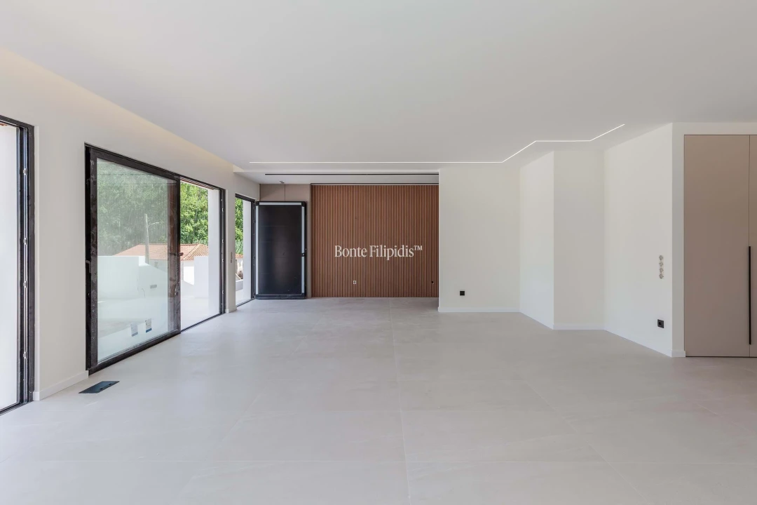 Moradia T3 para Venda em Alvorninha Foto 35