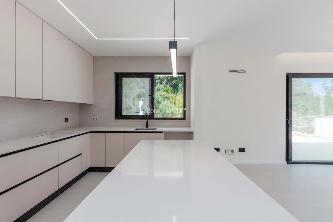 Moradia T3 para Venda em Alvorninha Foto 32