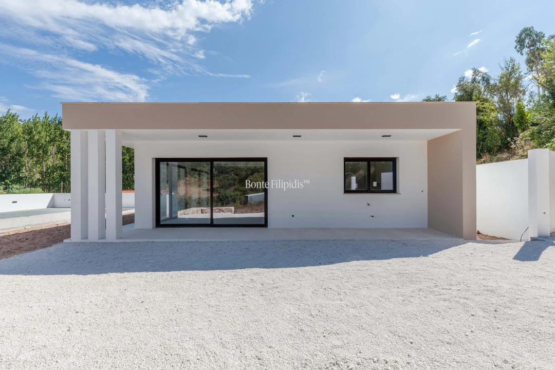 Moradia T3 para Venda em Alvorninha Foto 17