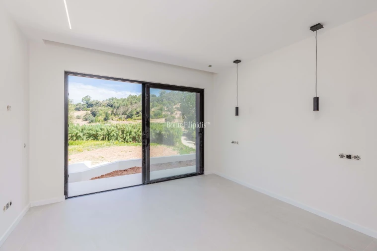 Moradia T3 para Venda em Alvorninha Foto 47