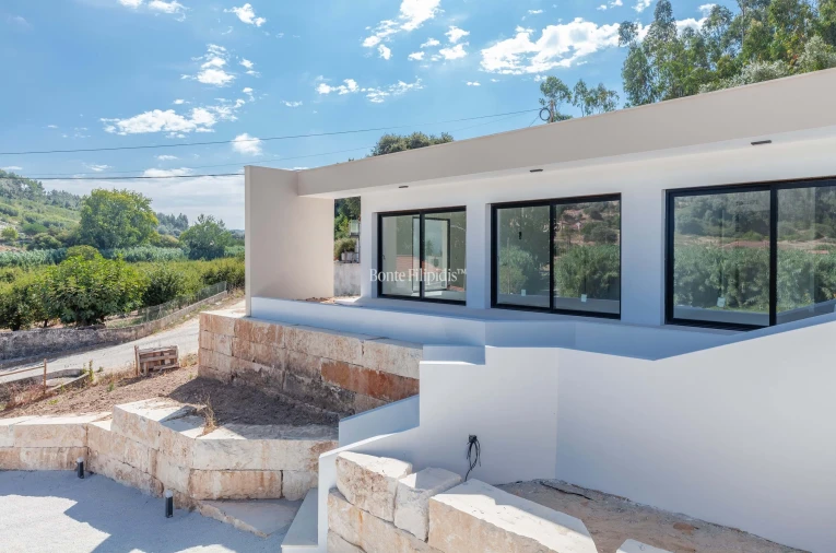 Moradia T3 para Venda em Alvorninha Foto 15