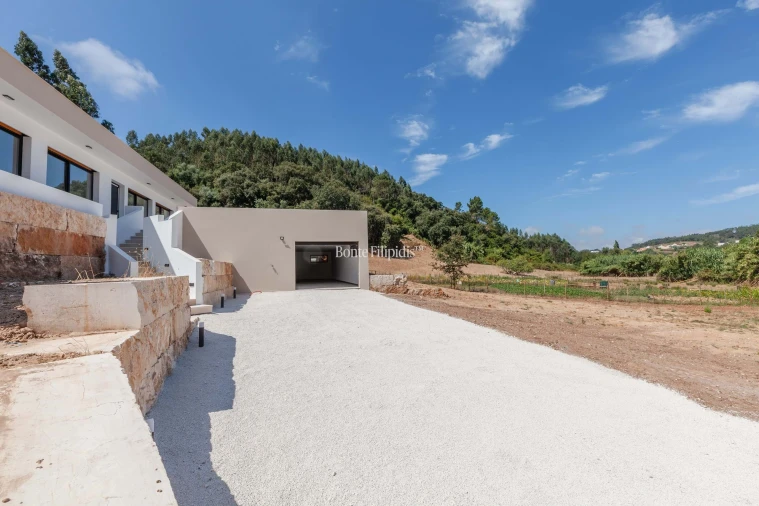 Moradia T3 para Venda em Alvorninha Foto 4