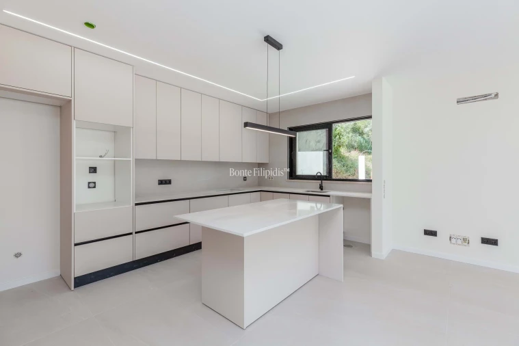 Moradia T3 para Venda em Alvorninha Foto 31