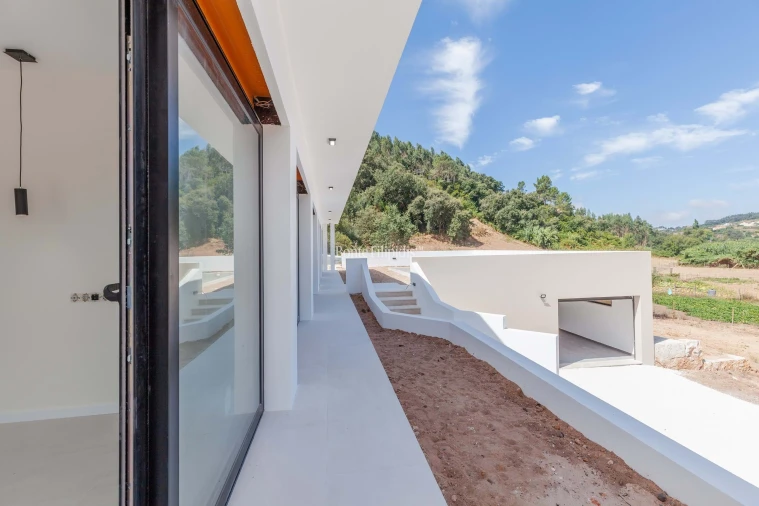 Moradia T3 para Venda em Alvorninha Foto 10