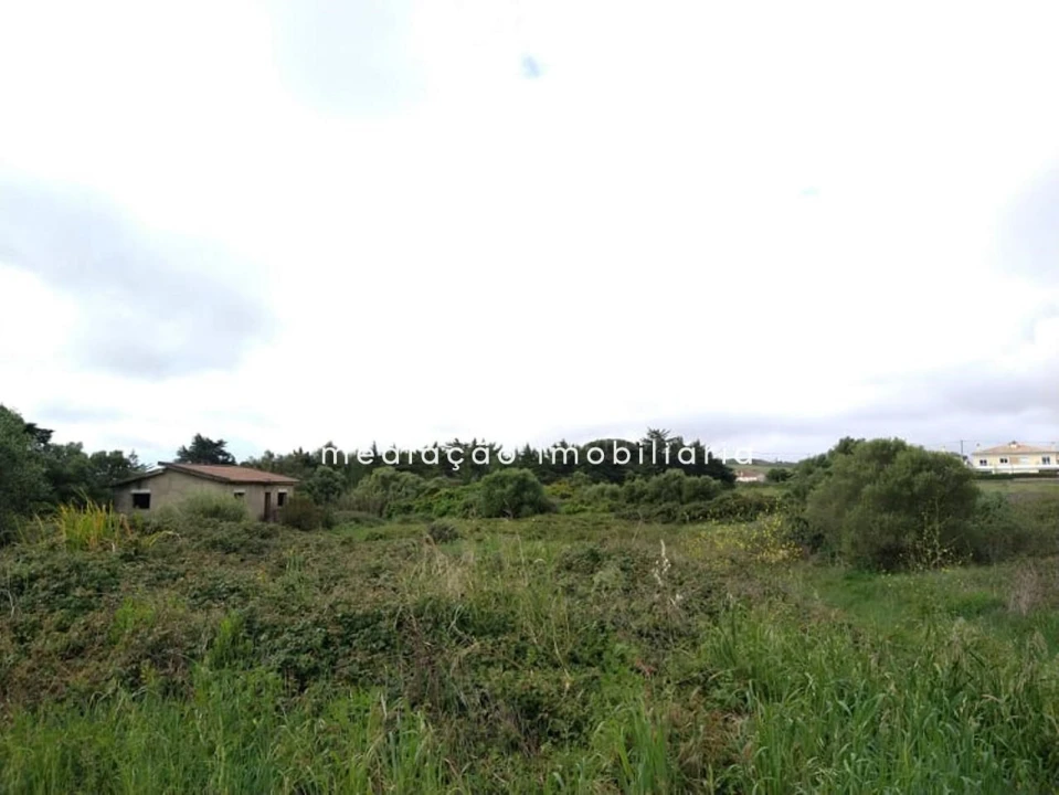 Terreno para Venda em Rio de Mouro Foto 4