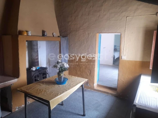 Terreno para Venda em Martim Longo Foto 36