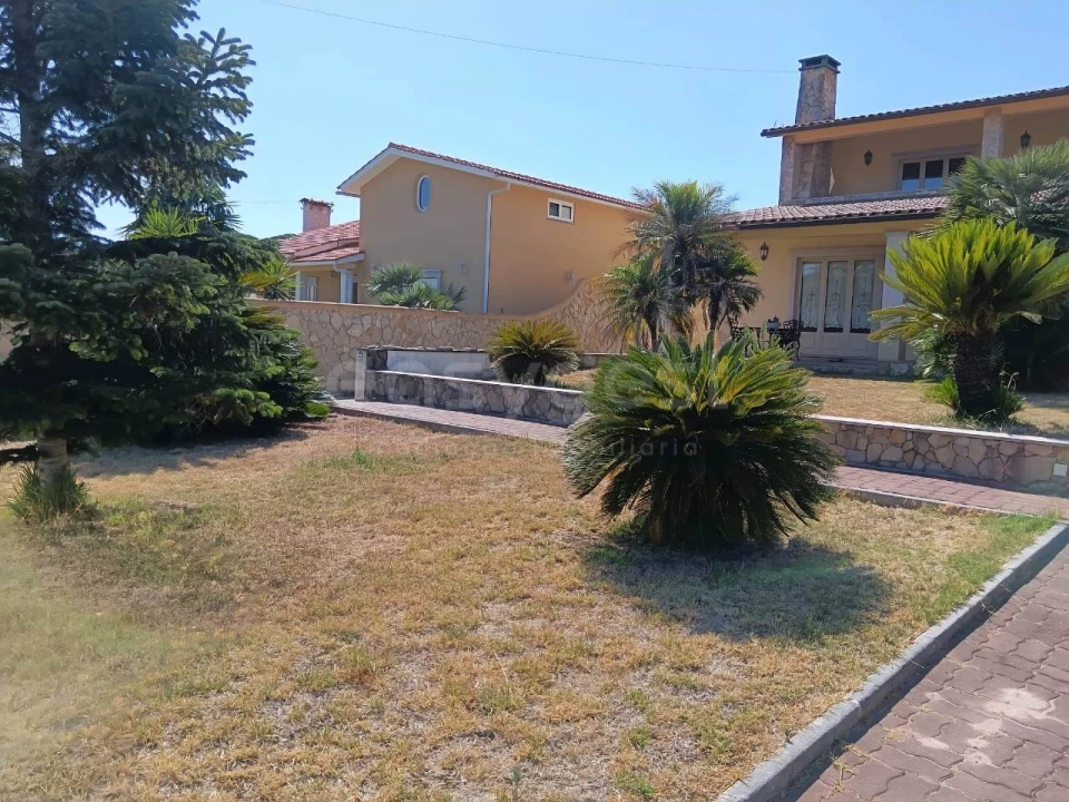 Moradia T4 para Venda em Amiais de Baixo Foto 27