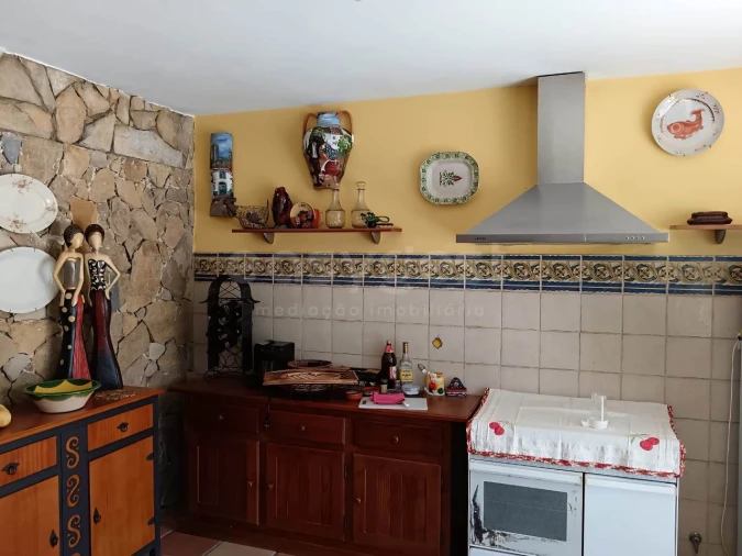 Moradia T4 para Venda em Amiais de Baixo Foto 23