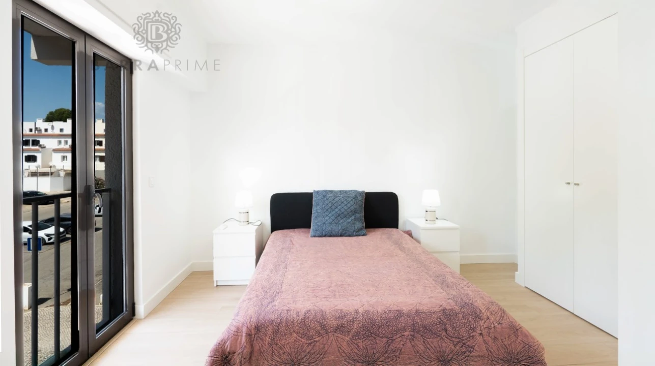 Apartamento T3 para Venda em Quarteira Foto 12