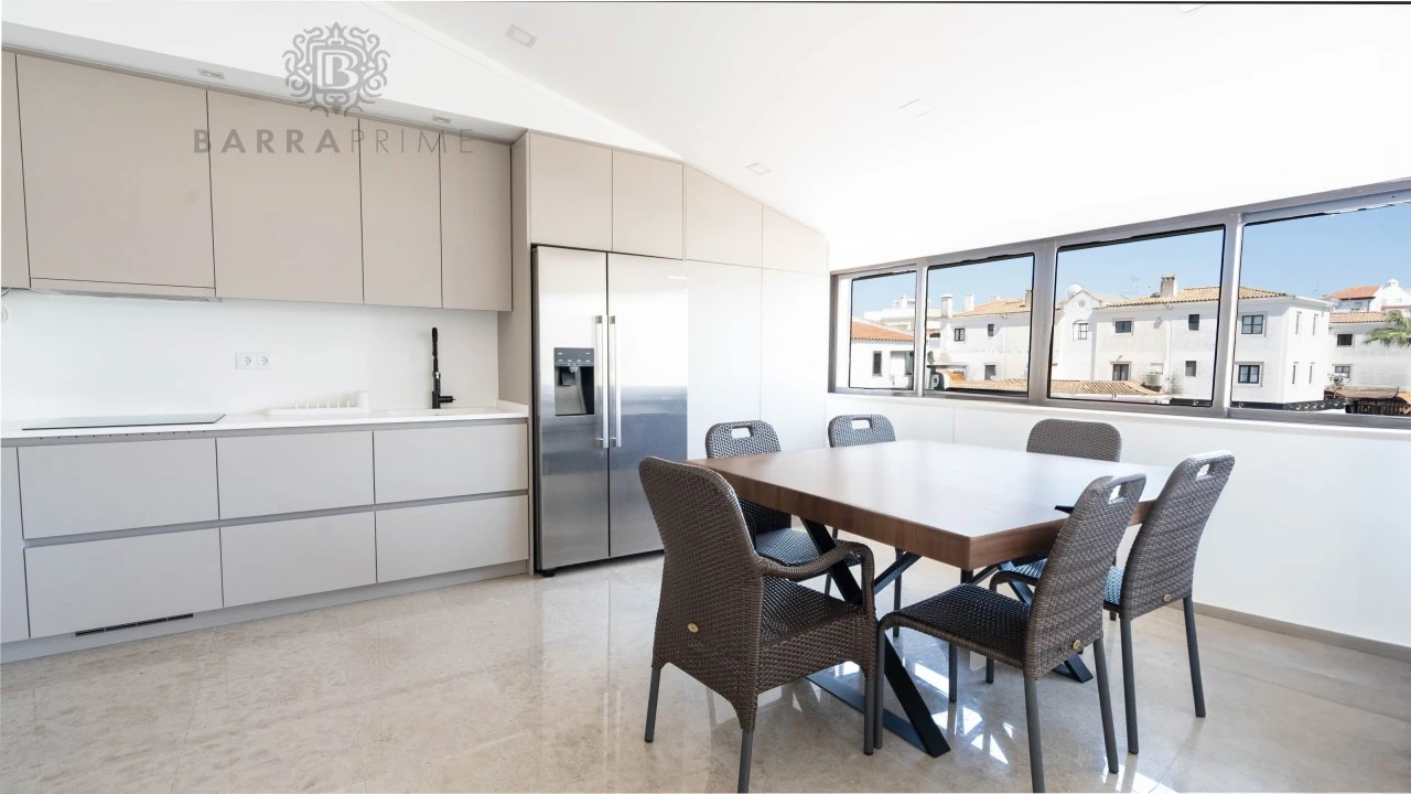 Apartamento T3 para Venda em Quarteira Foto 16