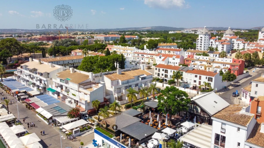 Apartamento T3 para Venda em Quarteira Foto 2