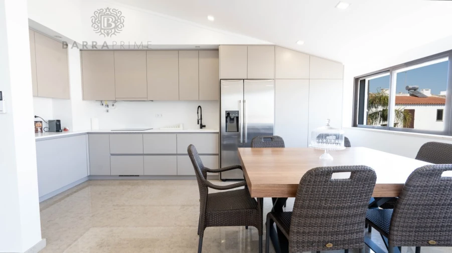 Apartamento T3 para Venda em Quarteira Foto 20