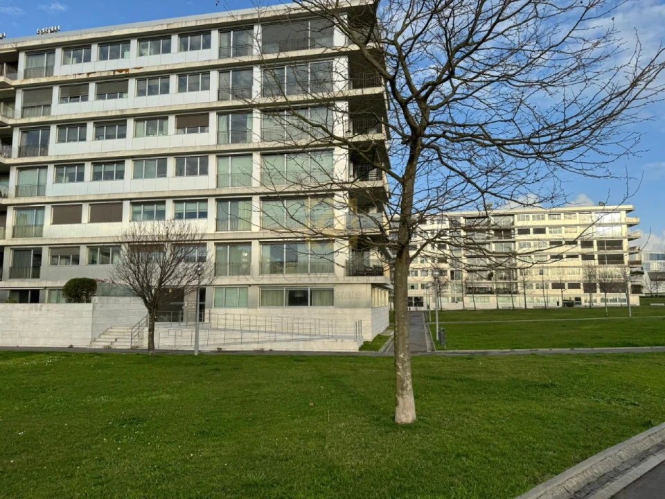 Apartamento T5 para Venda em Matosinhos e Leça da Palmeira Foto 2