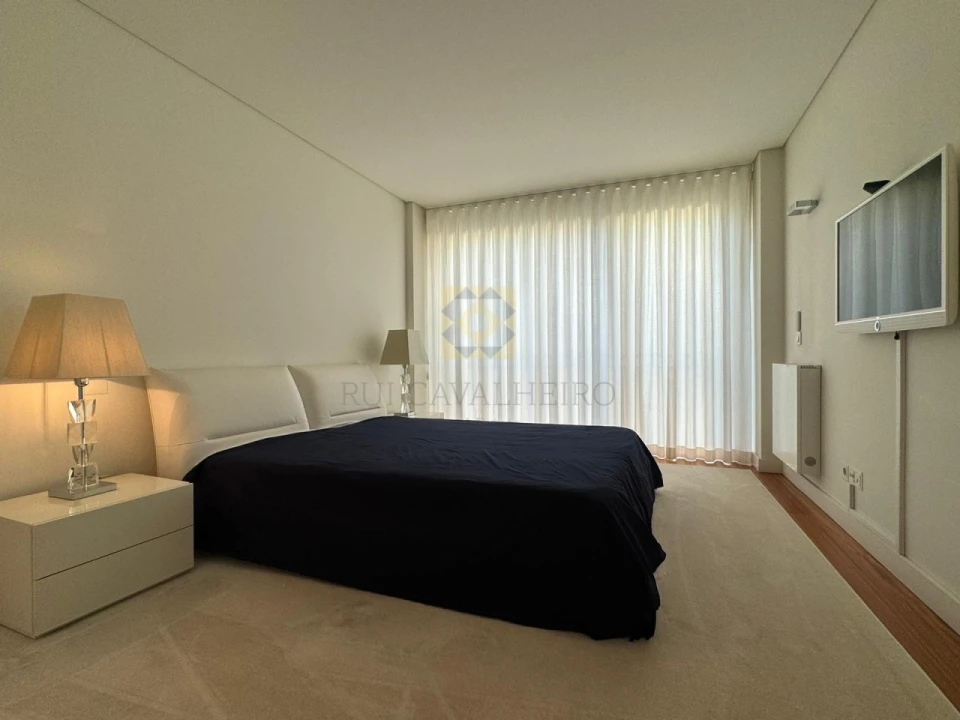 Apartamento T5 para Venda em Matosinhos e Leça da Palmeira Foto 20