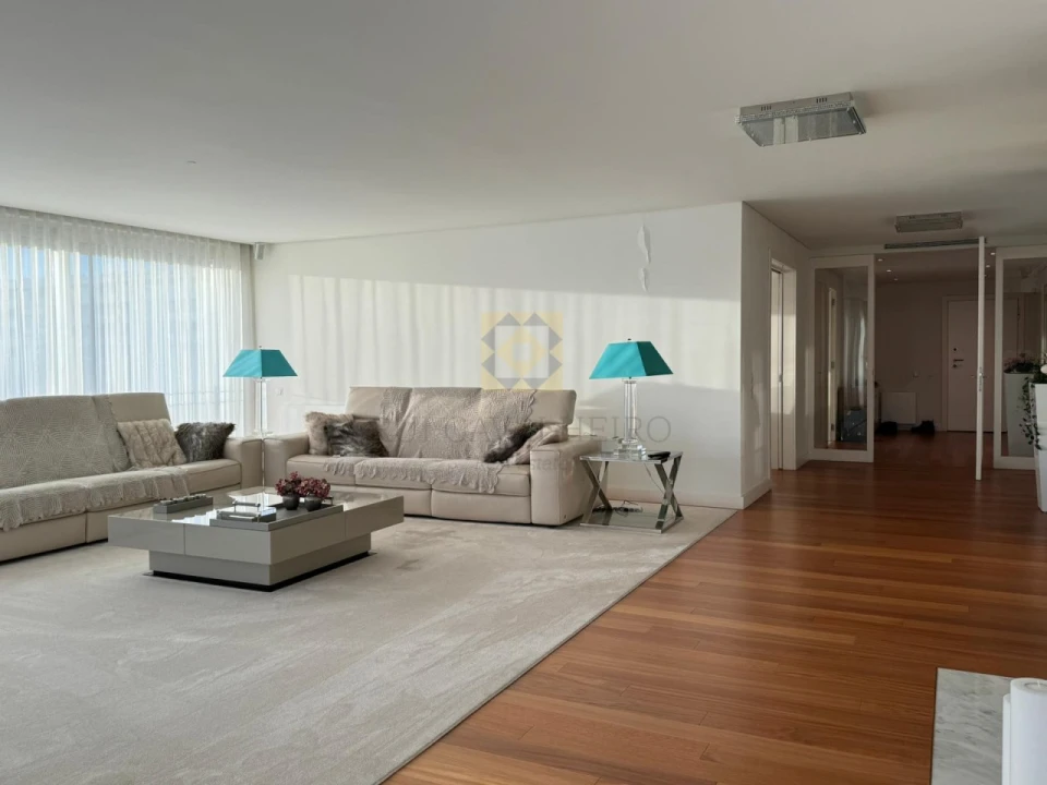 Apartamento T5 para Venda em Matosinhos e Leça da Palmeira Foto 31