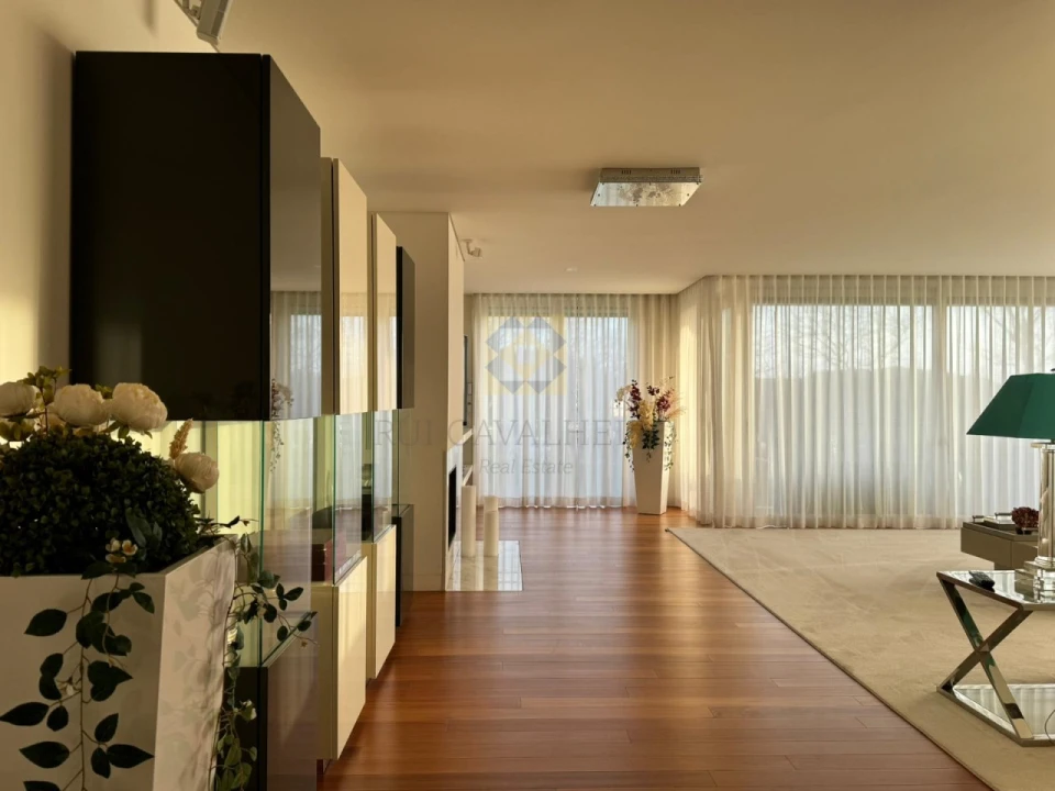 Apartamento T5 para Venda em Matosinhos e Leça da Palmeira Foto 33