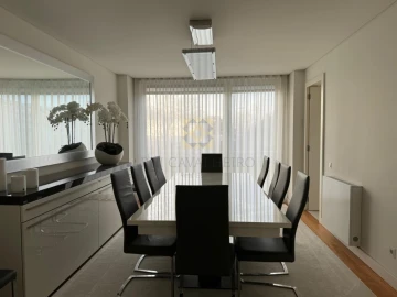 Apartamento T5 para Venda em Matosinhos e Leça da Palmeira
