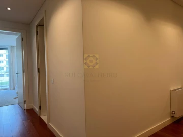 Apartamento T5 para Venda em Matosinhos e Leça da Palmeira