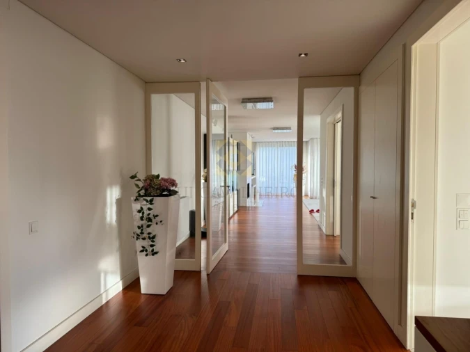 Apartamento T5 para Venda em Matosinhos e Leça da Palmeira Foto 10