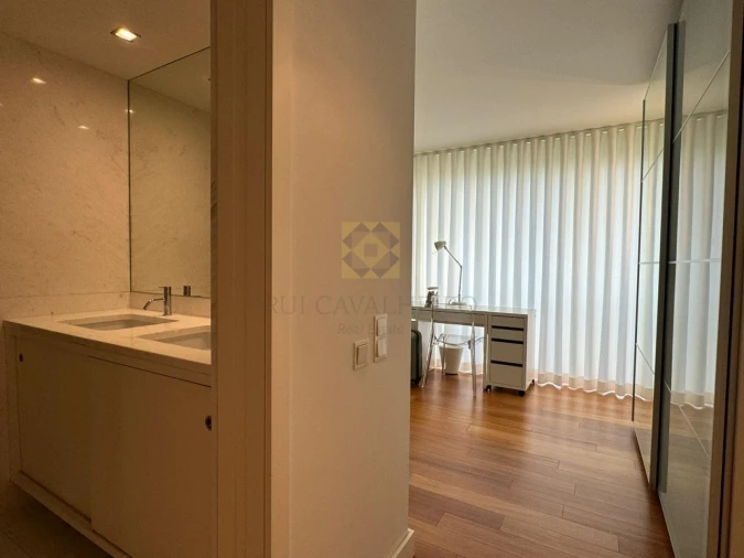 Apartamento T5 para Venda em Matosinhos e Leça da Palmeira Foto 26
