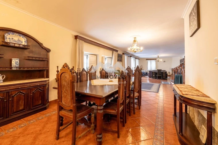 Quinta T9 para Venda em Carreira e Refojos de Riba de Ave Foto 23