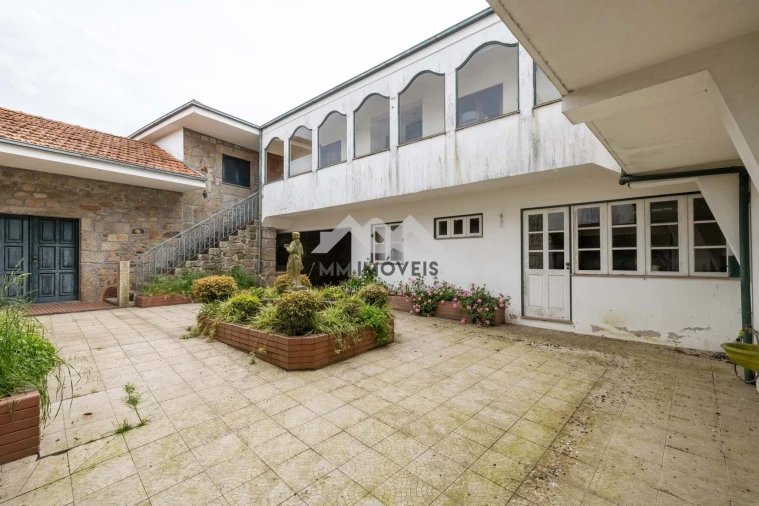 Quinta T9 para Venda em Carreira e Refojos de Riba de Ave Foto 20