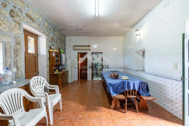 Quinta T9 para Venda em Carreira e Refojos de Riba de Ave Foto 69