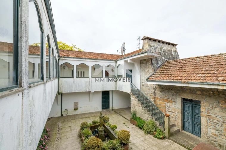 Quinta T9 para Venda em Carreira e Refojos de Riba de Ave Foto 18