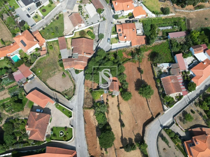 Terreno para Venda em Creixomil e Mariz Foto 10