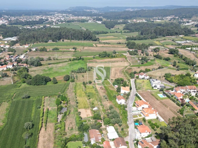 Terreno para Venda em Creixomil e Mariz Foto 25