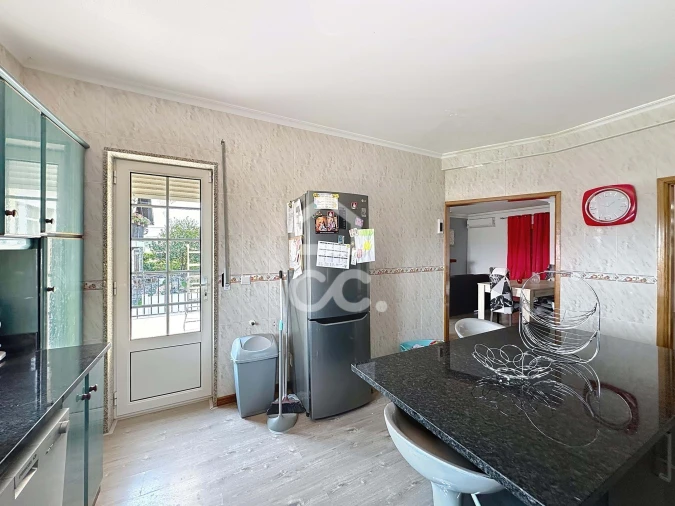 Moradia T4 para Venda em Redondelo Foto 8