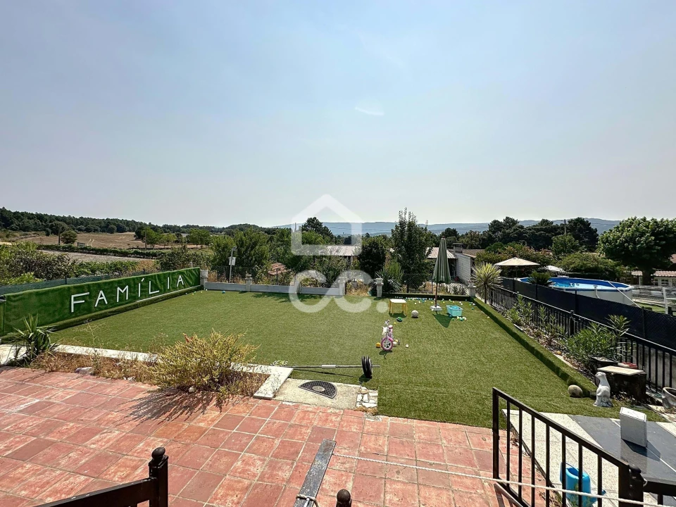 Moradia T4 para Venda em Redondelo Foto 32