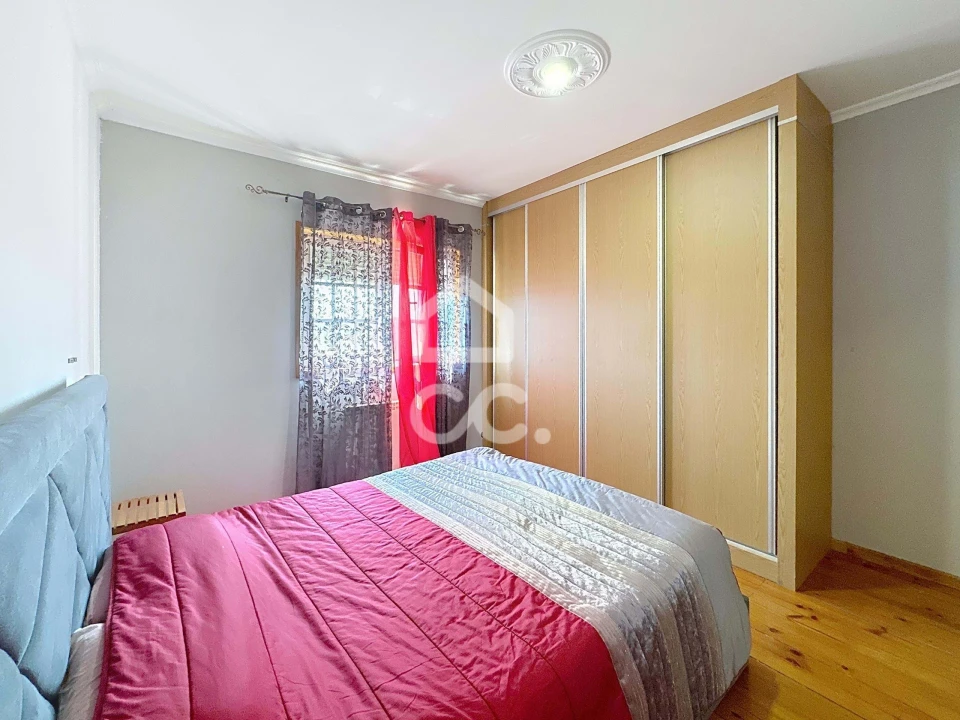 Moradia T4 para Venda em Redondelo Foto 9